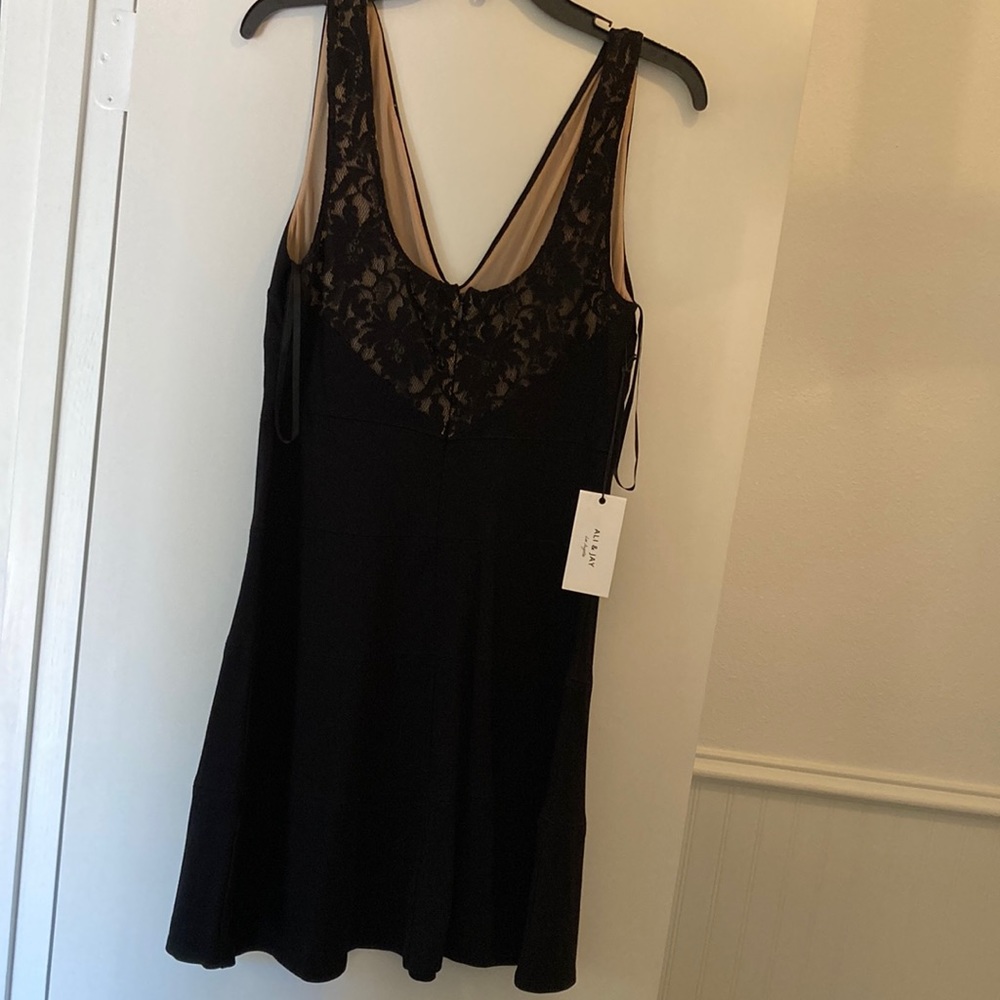 ALI & JAY LACE BACK FIT / FLARE DRESS! NWT!